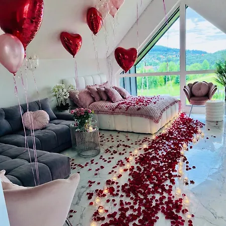 Lanckoronska Stodola Glamour-prywatne Spa,balia I Sauna Villa *