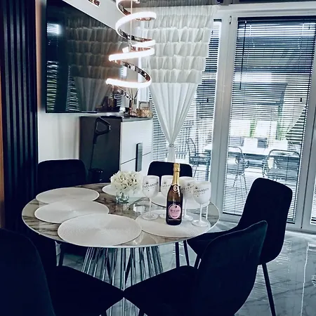 Villa Lanckoronska Stodola Glamour-prywatne Spa,balia I Sauna Lanckorona